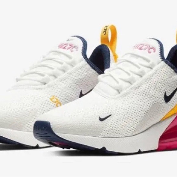 Nike womens 270s Brand new without box. - Picture 4 of 4